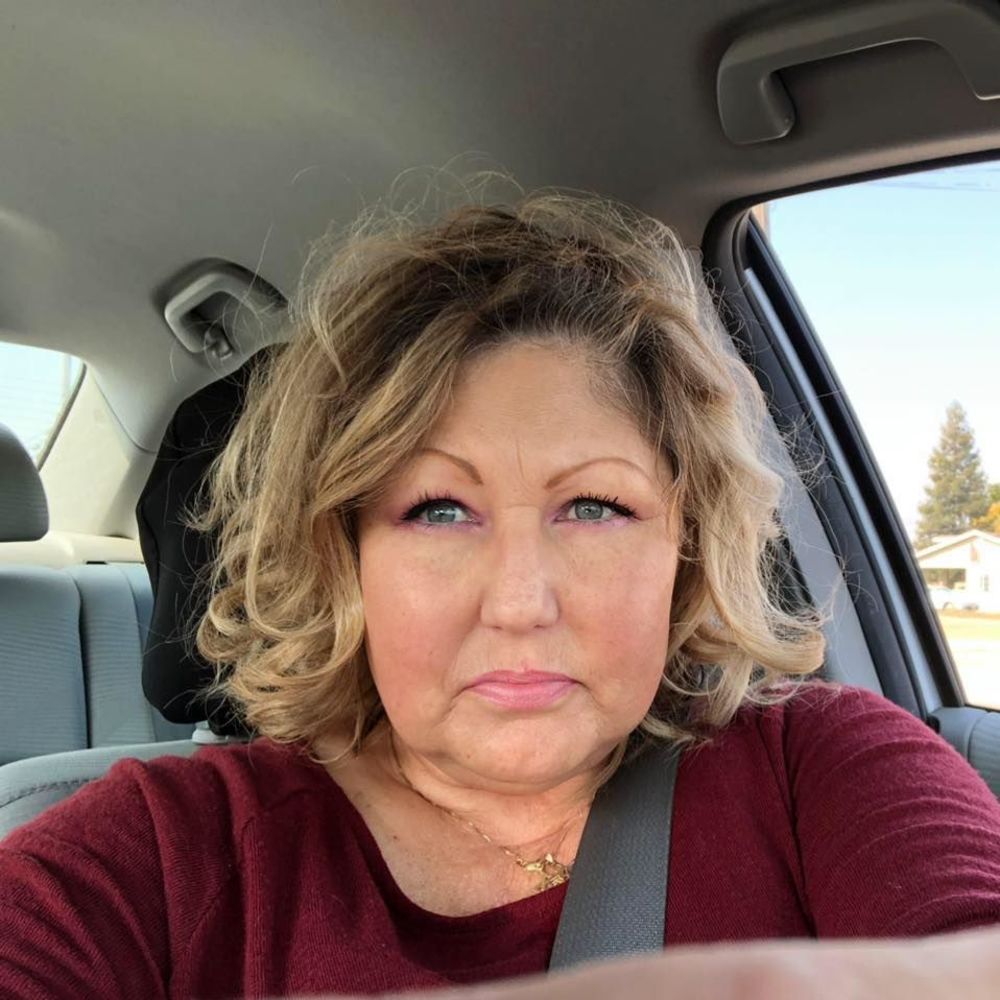 Meet your Posher, Stefanie